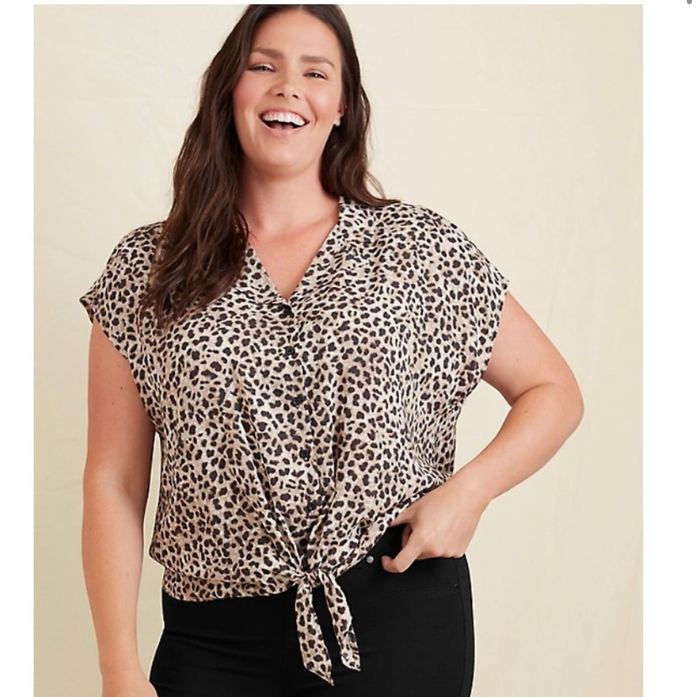 Torrid cheetah button up tie front top